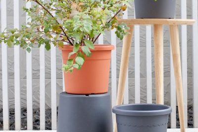Grey flower pot with drainage holes (3)