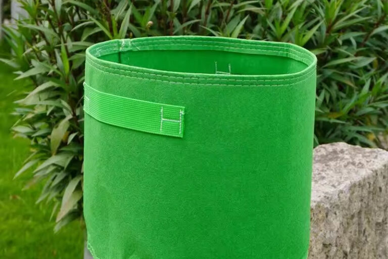 Breathable fabric grow bag for flowers and plants (5) High-quality flower plant fabric grow bag for garden planting