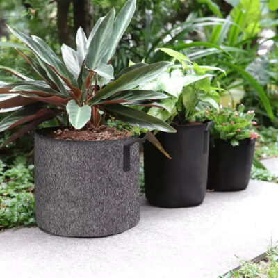 Fabric grow bag for potato and vegetable planting