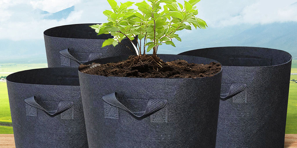 Breathable fabric grow bag for flower planting