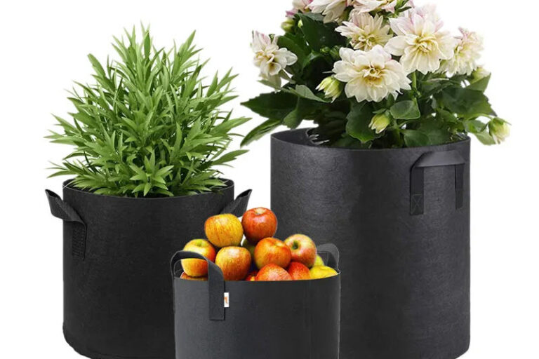 Breathable vegetable gardening fabric grow bag Fabric grow bag for vegetable gardening and planting