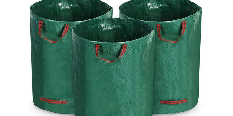 Foldable plastic grow bag for vegetable and flower planting